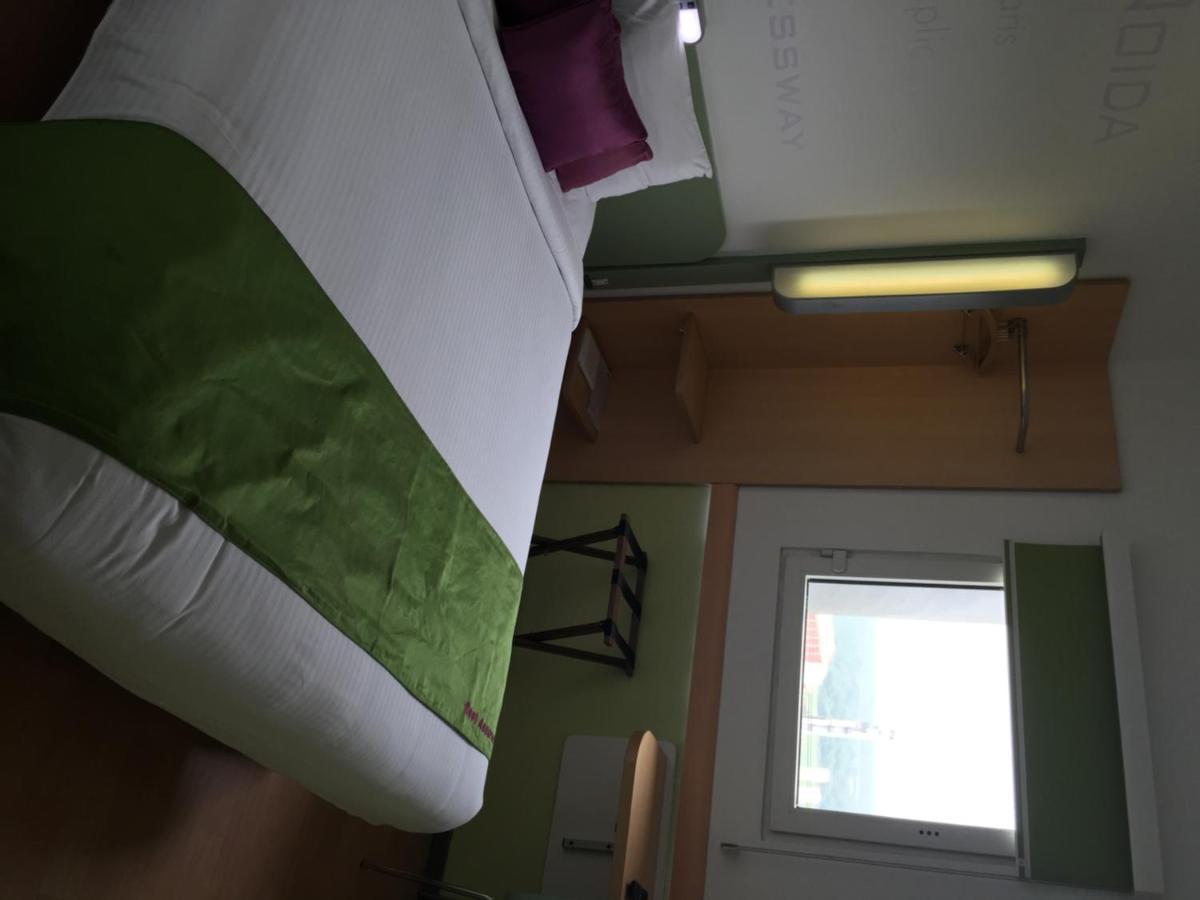 Hotel Caspia Pro Grander Noida Exterior foto