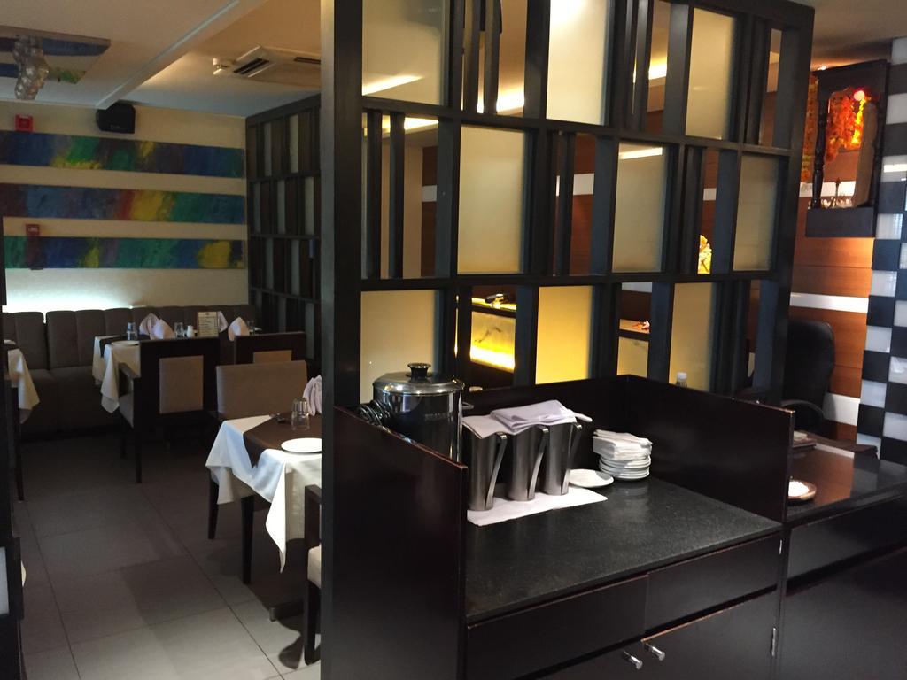Hotel Caspia Pro Grander Noida Exterior foto