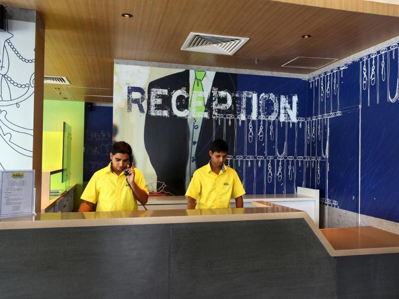 Hotel Caspia Pro Grander Noida Exterior foto