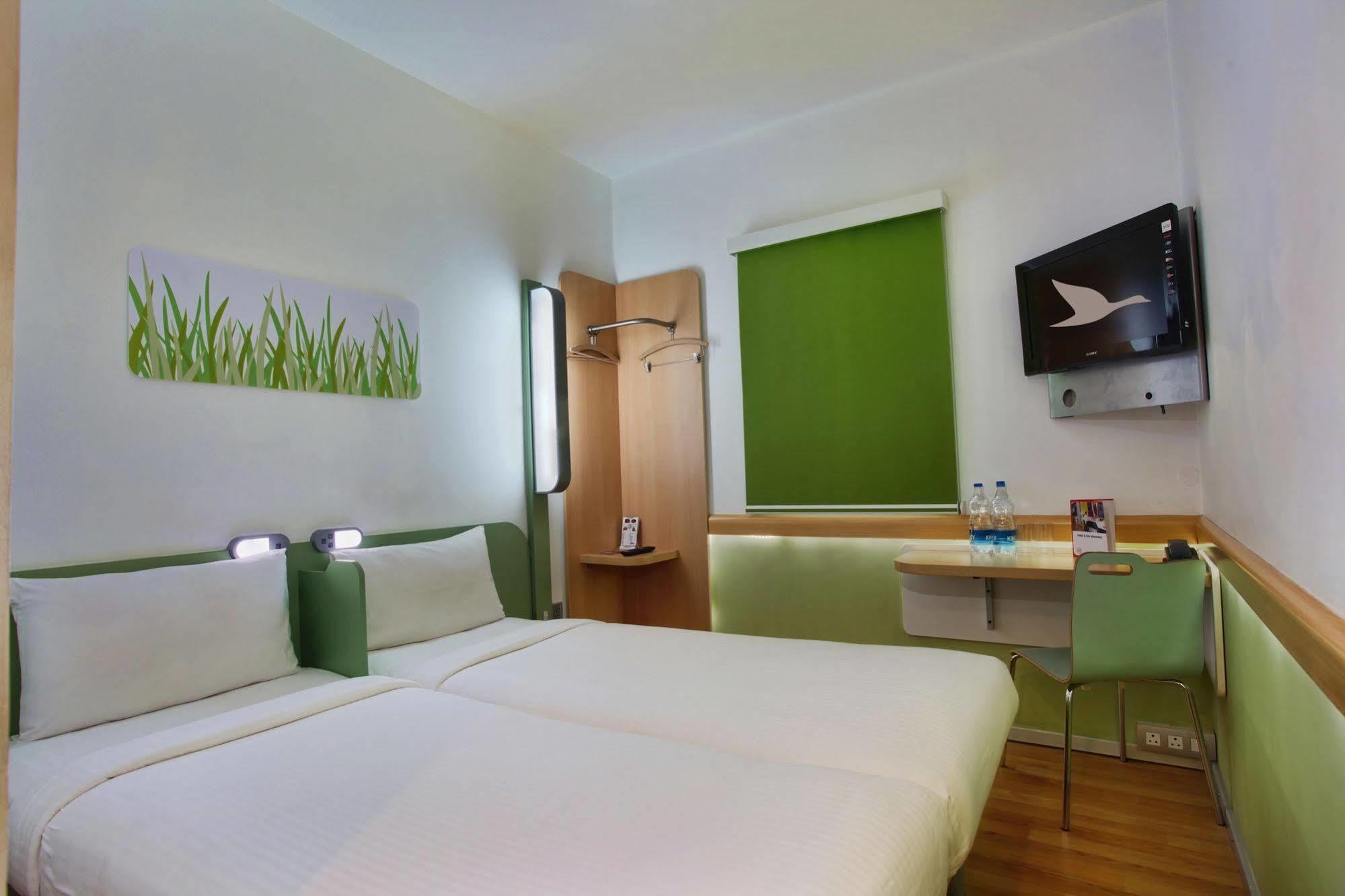 Hotel Caspia Pro Grander Noida Exterior foto